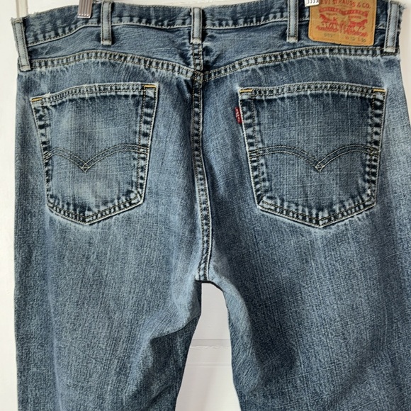LEVI’S 559 RELAXED FIT STRAIGHT JEANS MEDIUM WASH - Picture 9 of 16